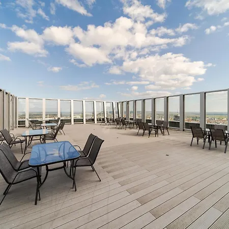 Apartment Ans Hanza Tower No 428 - Swimming Pool, Sauna, Jacuzzi, Viewing Terrace