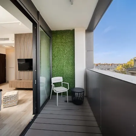 Apartamento Hanza Tower No 428 - Swimming Pool, Jacuzzi, Balcony, Viewing Terrace