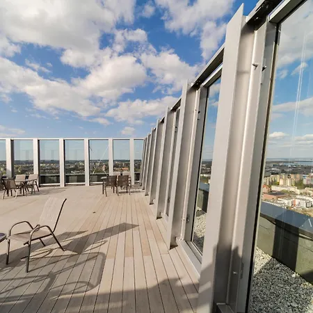 Apartment Hanza Tower No 428 - Swimming Pool, Jacuzzi, Balcony, Viewing Terrace Szczecin