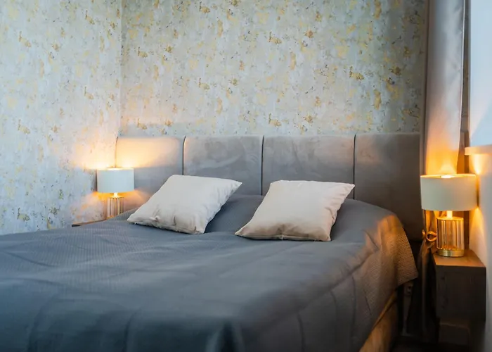 Apartment Ans Hanza Tower No 428 - Swimming Pool, Sauna, Jacuzzi, Viewing Terrace *